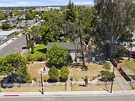2132 Chester Ln