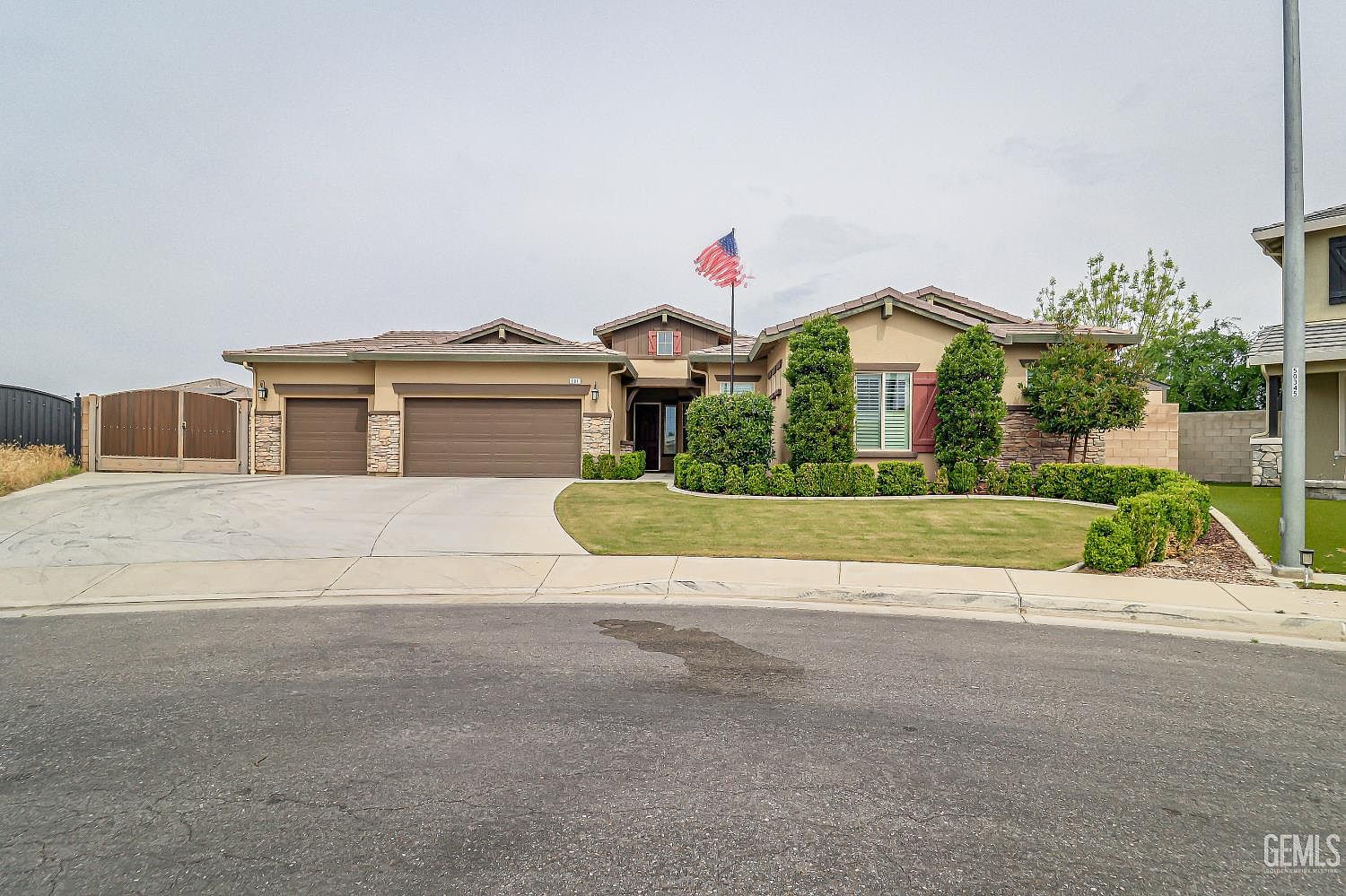 701 Christensen Ct, Bakersfield